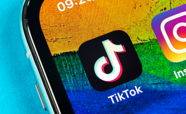 Tiktok與觀眾保持互動(dòng)